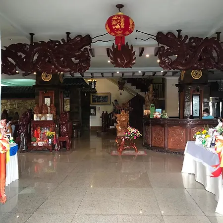 Khách sạn Cà Ty