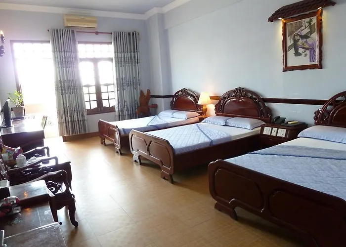 Khách sạn Ca Ty