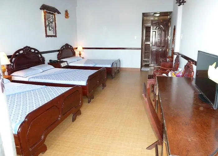 Ca Ty Khách sạn